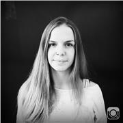 Profesora de diseño gráfico presencial (Adobe Photoshop, Illustrator, InDesign...)